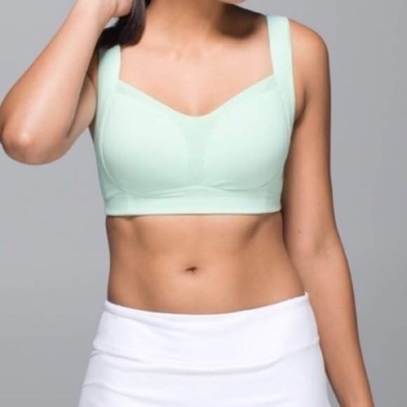 Lululemon “ta ta tamer” sports bra - Picture 1 of 6